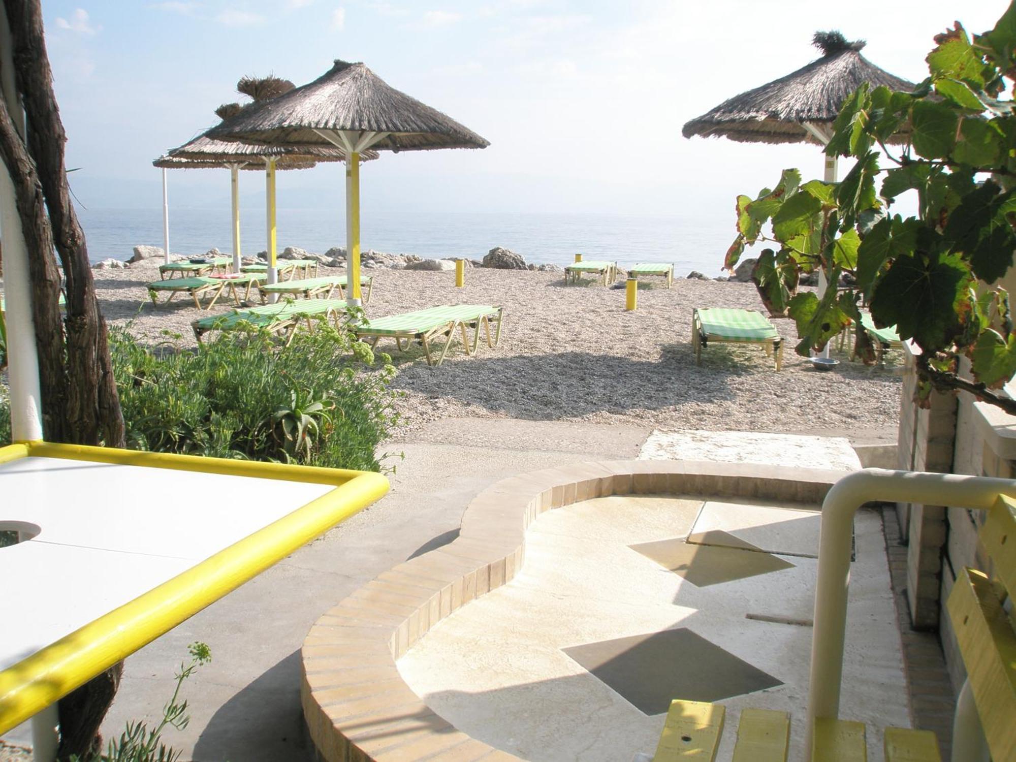 Faliraki Apartments Mpenitses Eksteriør billede