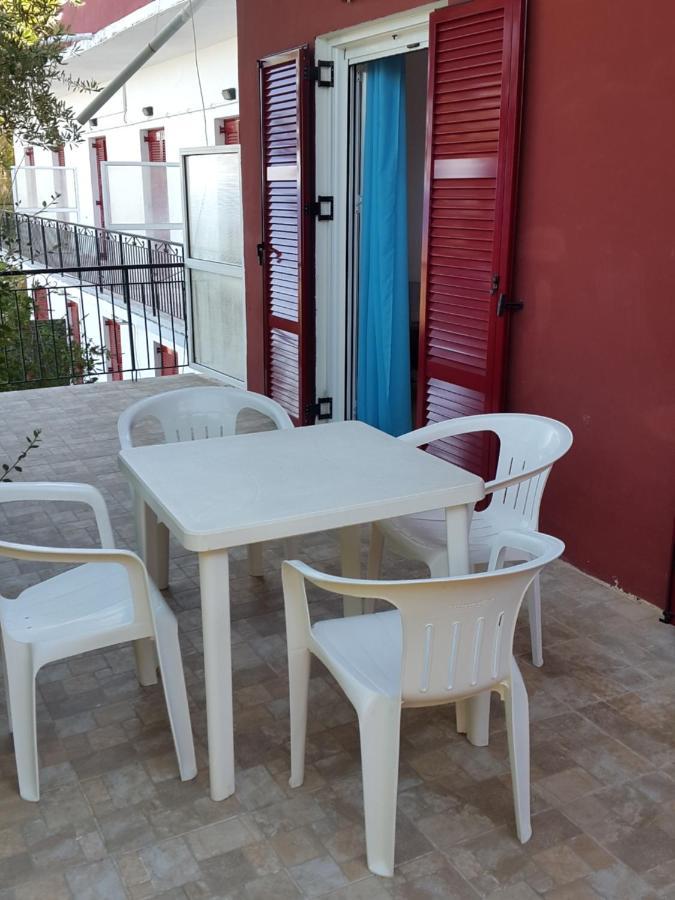 Faliraki Apartments Mpenitses Eksteriør billede